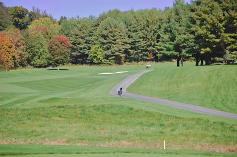 pineybranch4thhole.jpg pineybranch4thhole.jpg