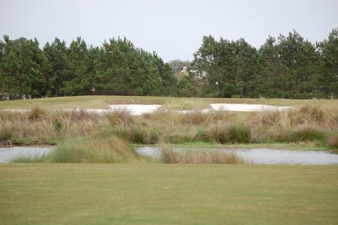 oldfield12approachoverwater.jpg oldfield12approachoverwater.jpg